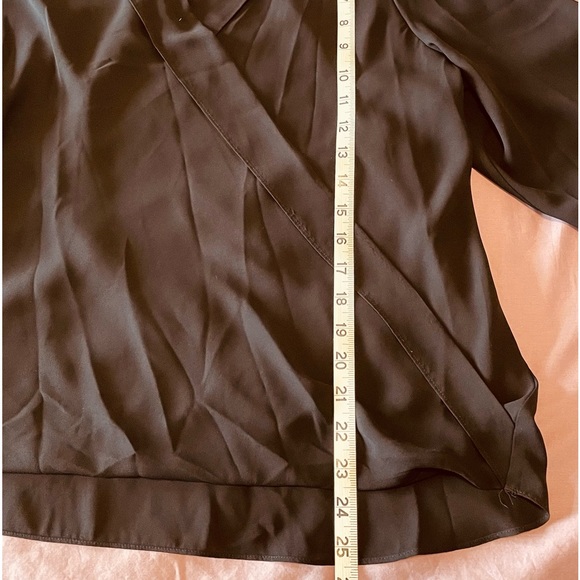 Black crossover blouse Sz L - Picture 4 of 5